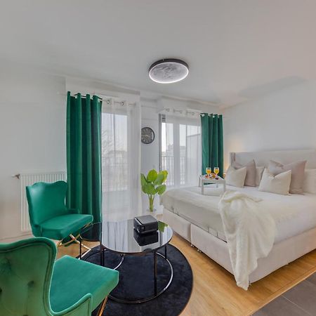 Apartament Cinema Moon Luxury - Gare 3Min - Proche Paris Massy  Zewnętrze zdjęcie