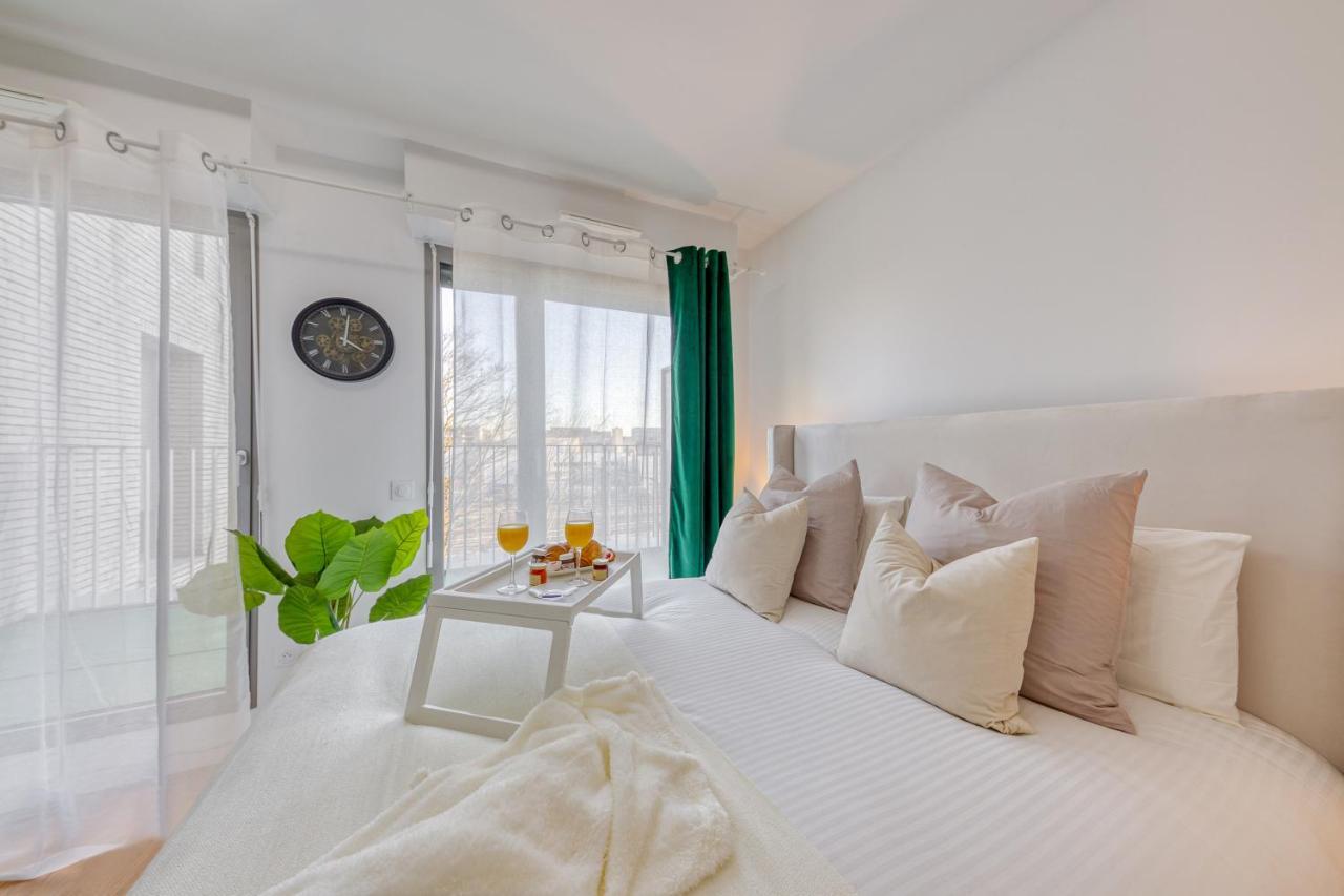 Apartament Cinema Moon Luxury - Gare 3Min - Proche Paris Massy  Zewnętrze zdjęcie